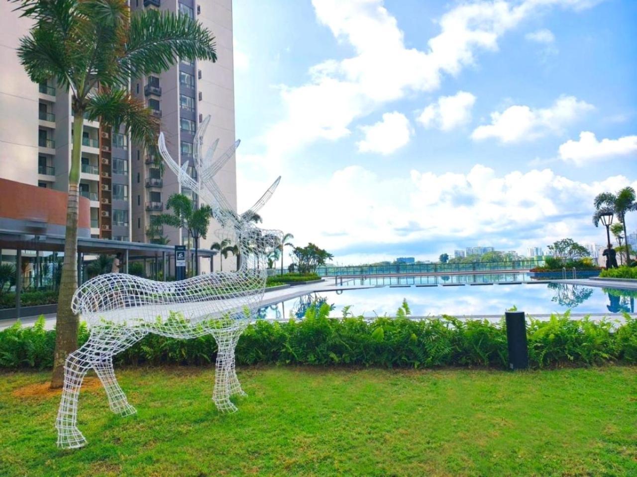 R&f Princess Cove Apartment